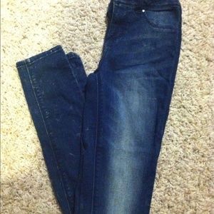 Hippie Laundry Skinny Jean 1